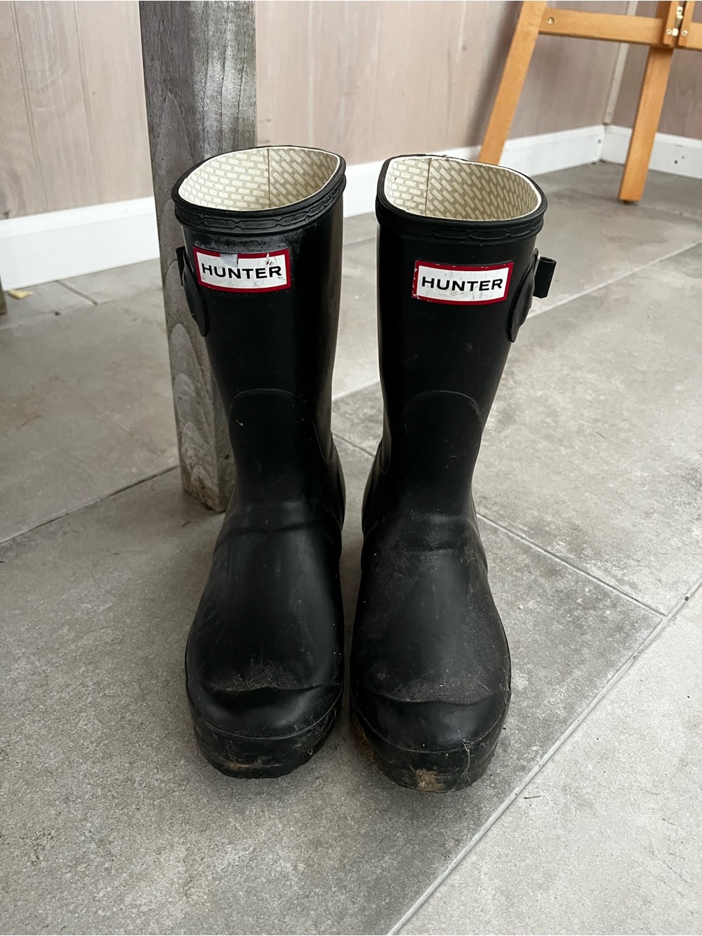 Hunter Black Rubber Rain Boots with White Lining